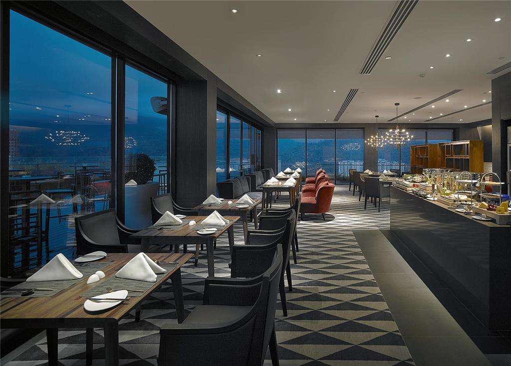 G Hotel Kelawai Tanjung Tokong Restaurant photo